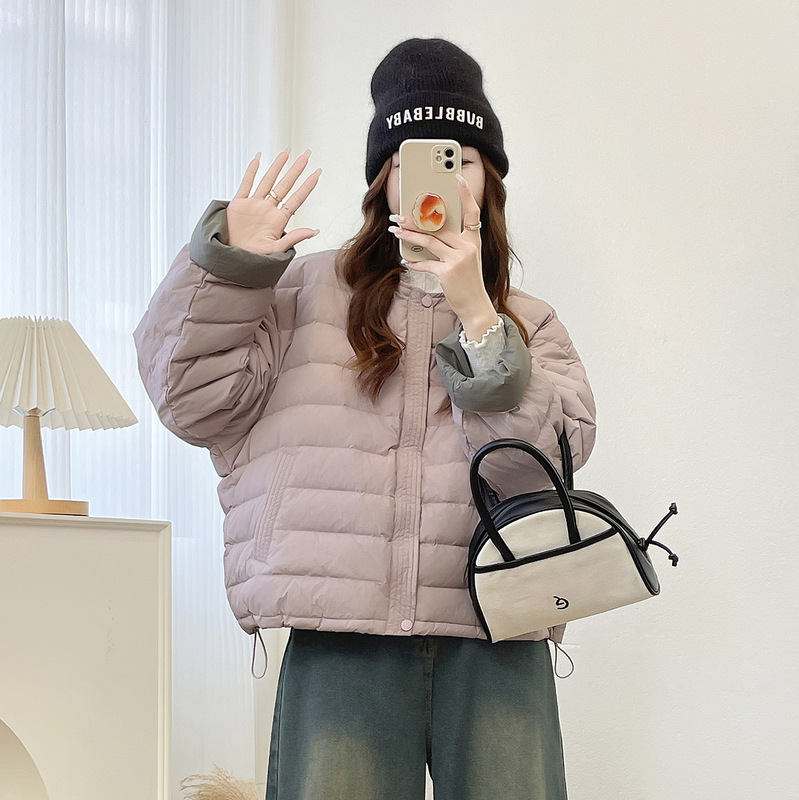 2025 Winter New French Korean Style Round Neck Color-Block Sleeve down Jacket Women's Short Design Personality Thin Coat