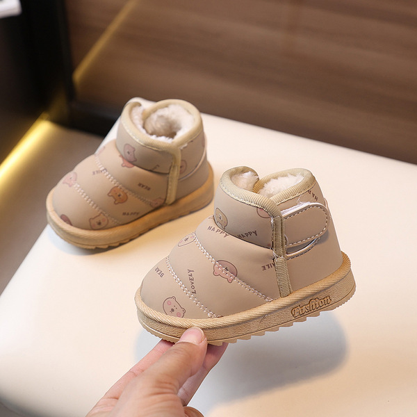 Warm winter toddler shoes for one-year-old female baby