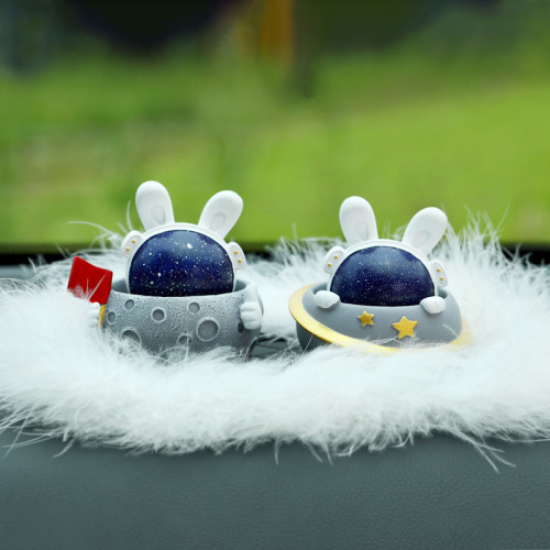 Astronaut Star Rabbit Car Resin Ornaments Car Decorations Center Console  New Car Interiors Wholesale