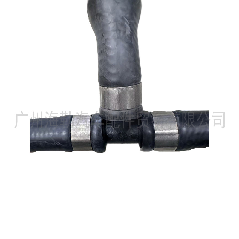 Oe17127508038 for Bmw E65 Upper Water Pipe 1712 7508 038