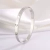 【101】Silver one diamond one moon