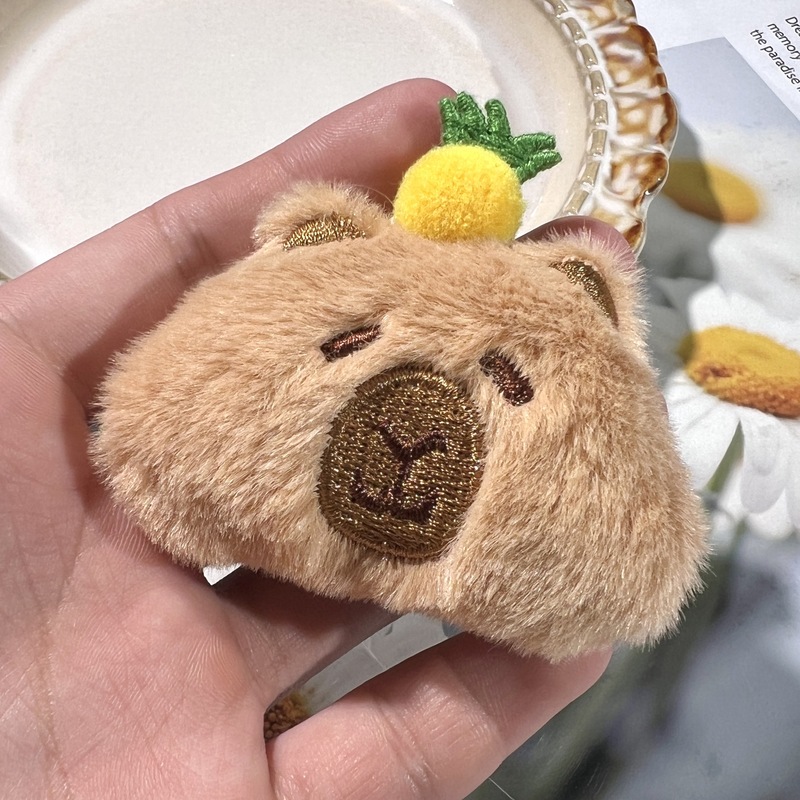 漫画ぬいぐるみカピバラブローチ人形ヘアアクセサリーアクセサリーカピバラ人形 diy ジュエリースカーフ靴下アクセサリー|undefined