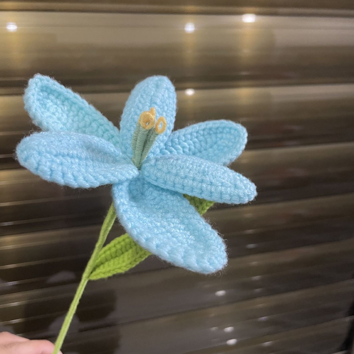 Lily tejido a mano acabado rosa Lily Tulip flor artificial lana ramo regalo