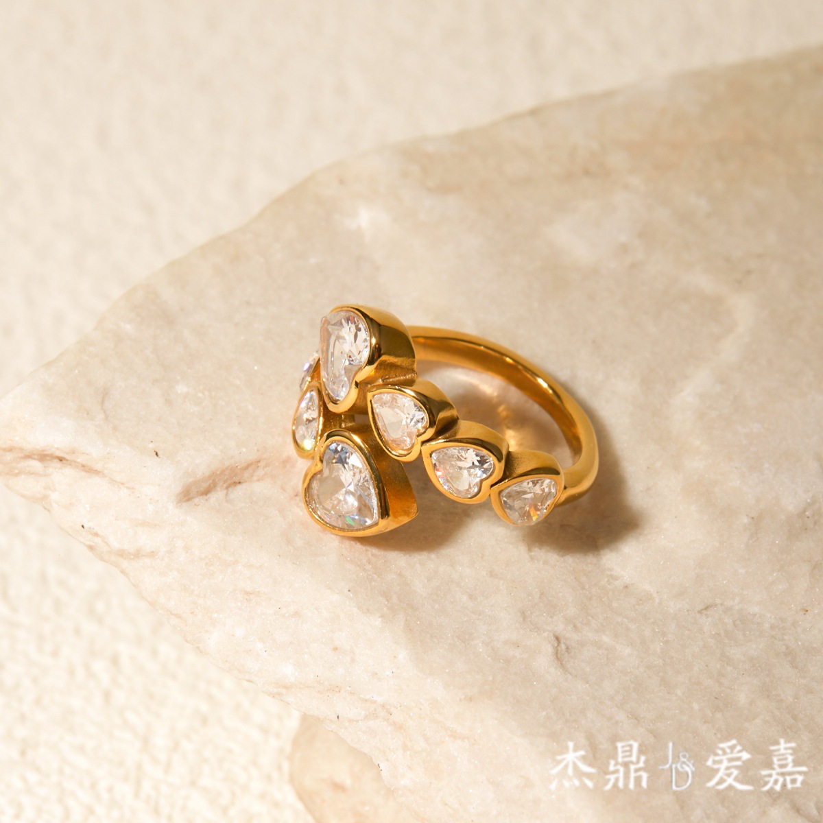 INS estilo francés anillo de acero de titanio fino 18K oro de acero inoxidable con incrustaciones de circón en forma de corazón Cruz anillo de apertura