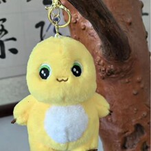 卡通4寸毛绒奶龙钥匙扣情侣汽车包包钥匙链抓娃娃机包挂件批发