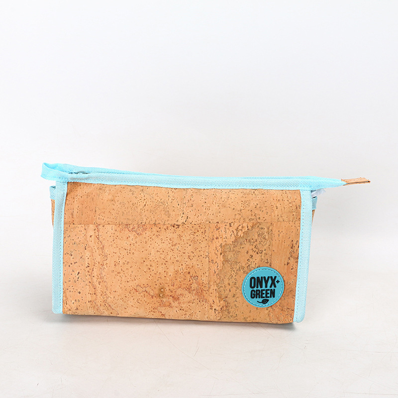Fashionable Contrasting Color Real Wood Toiletry Bag, Environmentally Friendly and Biodegradable Cork Cosmetic Bag, Designer Original Handheld Storage Bag Fashionable Contrasting Color Real Wood Toiletry Bag, Environmentally Friendly and Biodegradable Cork Cosmetic Bag, Designer Original Handheld Storage Bag