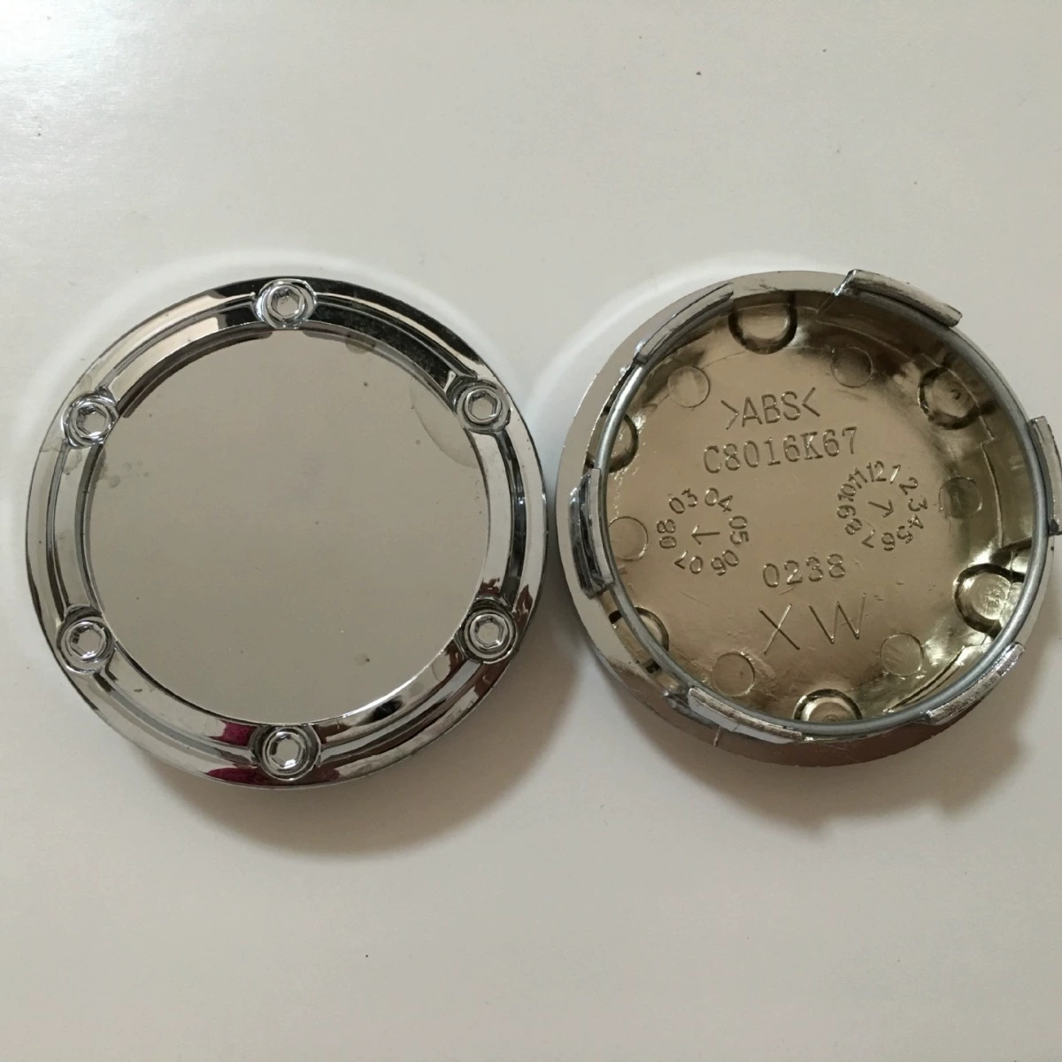 Защитный декоративный колпачок для ступицы колеса автомобиля, алюминиевый, внешний диаметр 67 мм, для защиты центрального отверстия, декоративный колпачок для оси, 8016