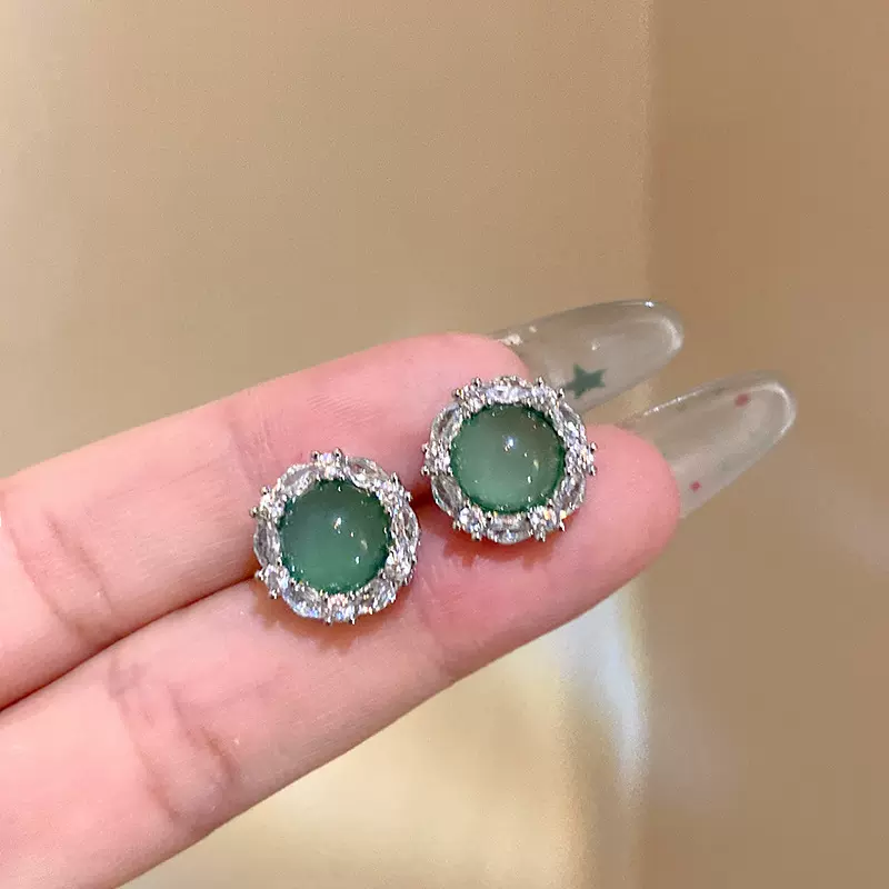 新中式高级感仿玉髓耳环女轻奢高级感闪锆圆形耳钉新款网红耳饰品