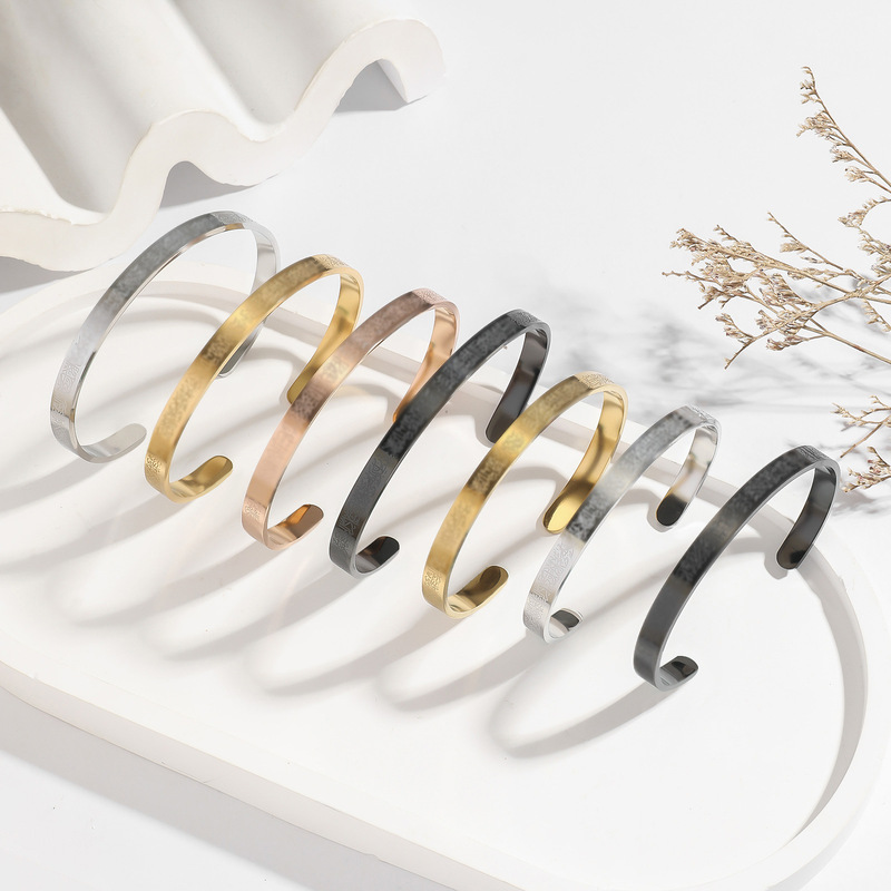 Fashionable Single-Sided and Double-Sided Engraved 6mm Titanium Steel Bracelet for Adults and Children, Simple Stainless Steel Adjustable Open Bracelet Fashionable Single-Sided and Double-Sided Engraved 6mm Titanium Steel Bracelet for Adults and Children, Simple Stainless Steel Adjustable Open Bracelet