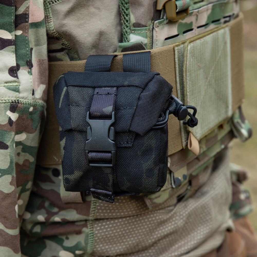 Outdoor tactical accessory pack, camouflage multi-functional military grenade vest pouch, MOLLE system