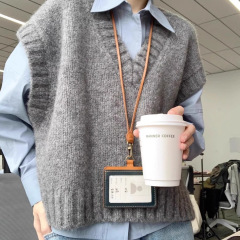 衬衫叠穿马甲女款2025新款灰色v领针织背心春秋无袖短款毛衣马夹