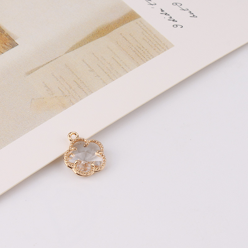3g Weight Pendant Jewelry Making Type Zircon Inlay Material DIY Jewelry Accessories, Earrings, Necklace Classification 1 Piece Quantity Copper Material Bag, Flower Pattern Inlay Design IG Style, Shiny Style 1 Piece Copper Zircon Bag Flower Pendant DIY Jewelry Accessories Earrings Necklace 6