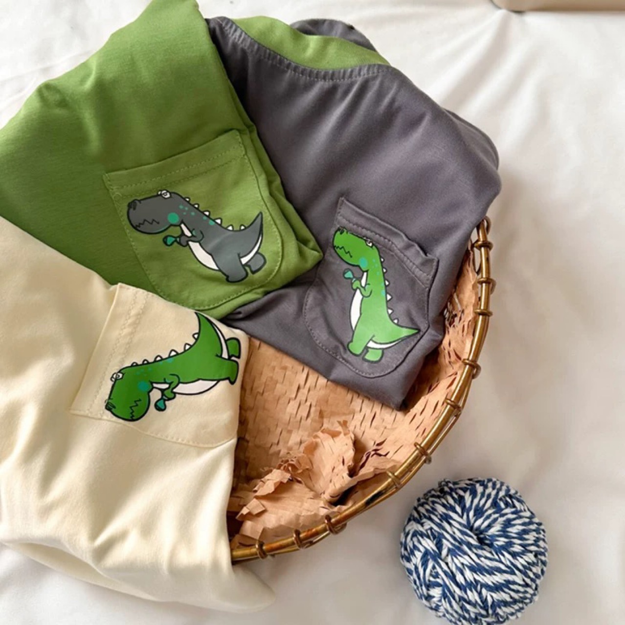 맞춤형 지원 세대 소년 잠옷 2024 년 봄과 가을 새로운 어린이 가정 옷 세트 잘 생긴 투피스 세트 지원