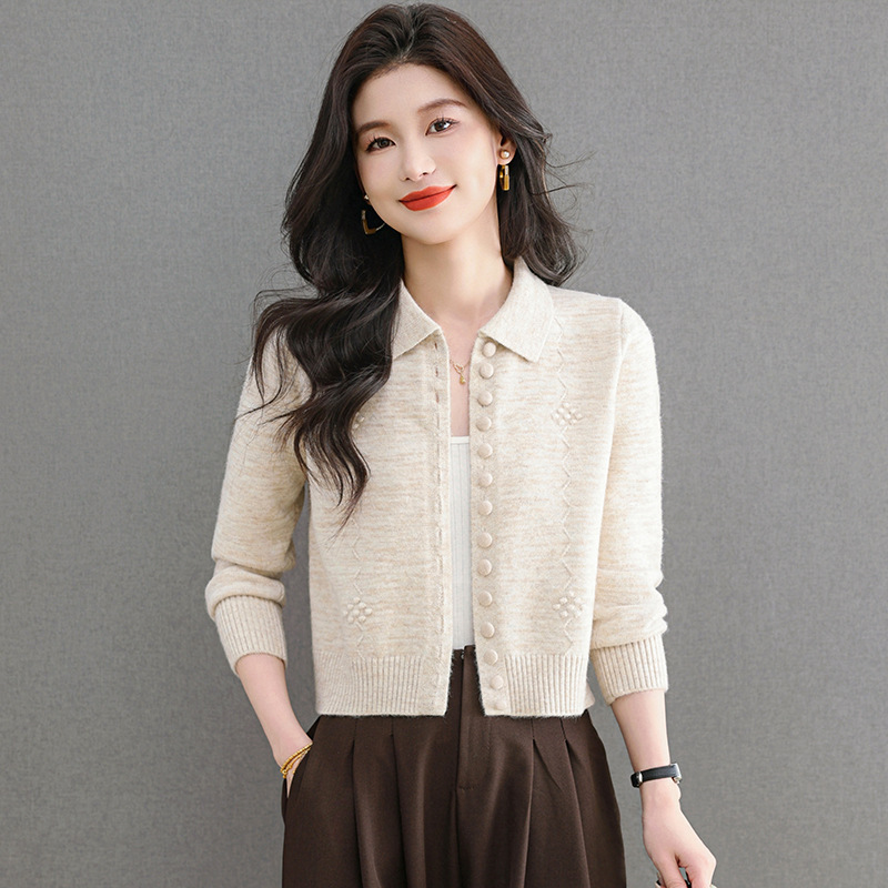 Classic Small Lapel Cashmere Cardigan Women's Short 2025 Autumn and Winter New Knitted Sweater Jacket Versatile Cashmere Top