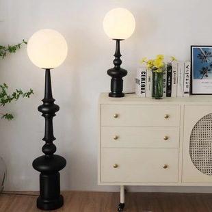 Italian designer retro Roman living room sofa decoration floor lamp bedroom bedside resin mid-ancient table lamp