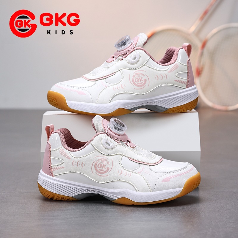 BKG children's badminton shoes, lightweight and cushioned sports shoes, 2026 autumn wear-resistant carbon plate training shoes for boys and girls