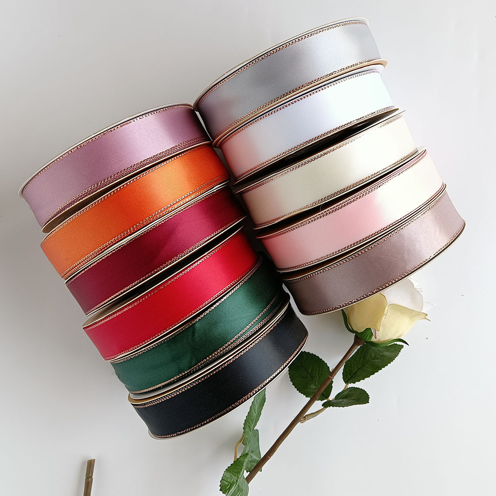 Cinta de poliéster de borde dorado de doble cara Cinta de flores Caja de regalo Embalaje Cinta Arco Soporte de barra Cinta hecha a mano al por mayor