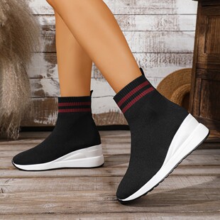 ���e���m�ٴ��p�׷����w��Ůѥ�ӏ����m��ŮЬ�¸��߸��@�ݕr��ѥ