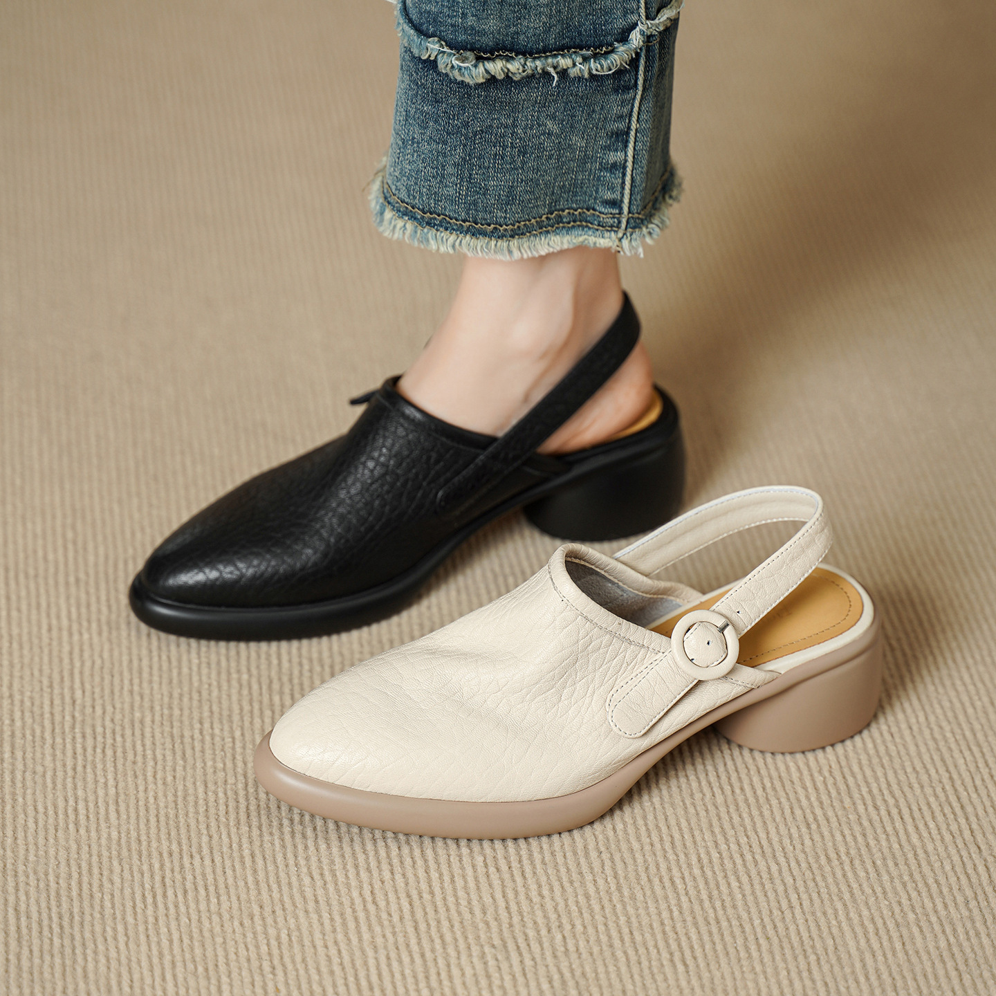 Sandal nữ da dê mũi tròn gót vuông cao 7 cm quai ngang khóa một chữ — đen