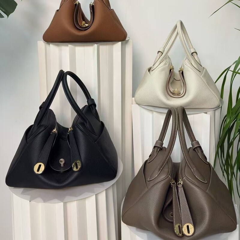 Foreign Trade Wholesale First-Layer Cowhide Lindy Bag Mini Crossbody Genuine Leather High-End Commuter Women's Bag Fashionable and Versatile Foreign Trade Wholesale First-Layer Cowhide Lindy Bag Mini Crossbody Genuine Leather High-End Commuter Women's Bag Fashionable and Versatile