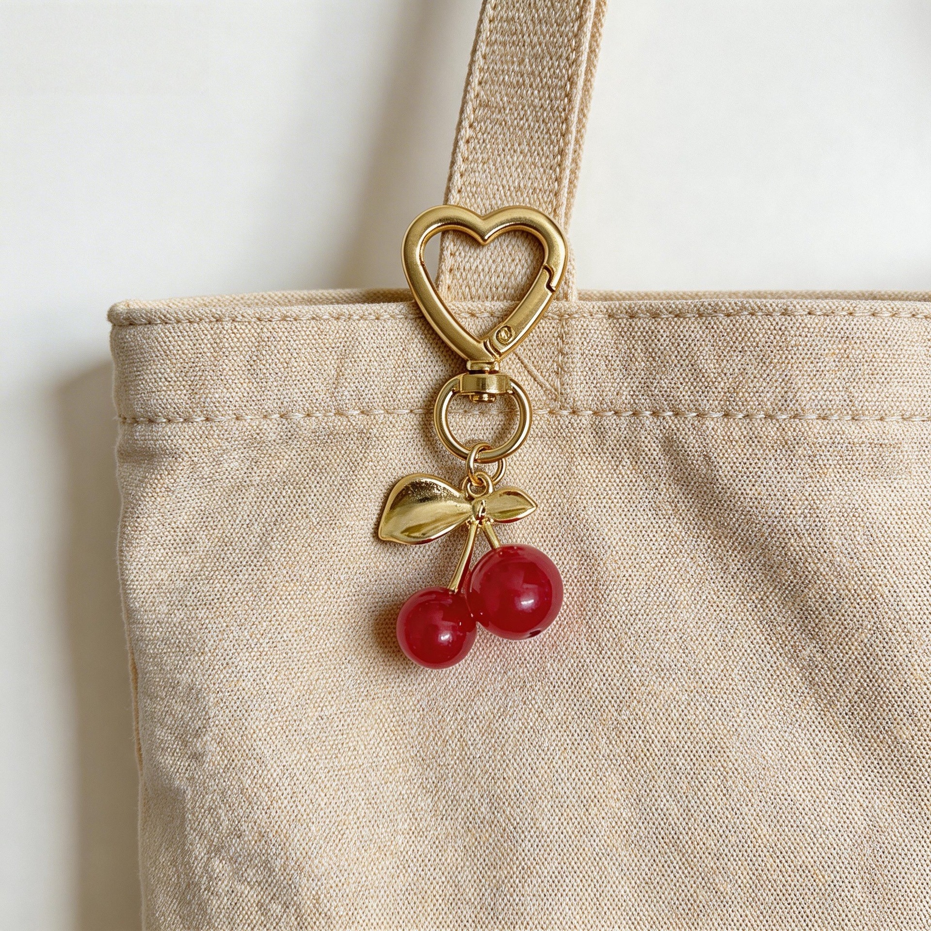 Cross-Border Popular Item: Fresh and Exquisite Versatile Heart-Shaped Cherry Metal Keychain, Fruit Cherry Bag Pendant Gift