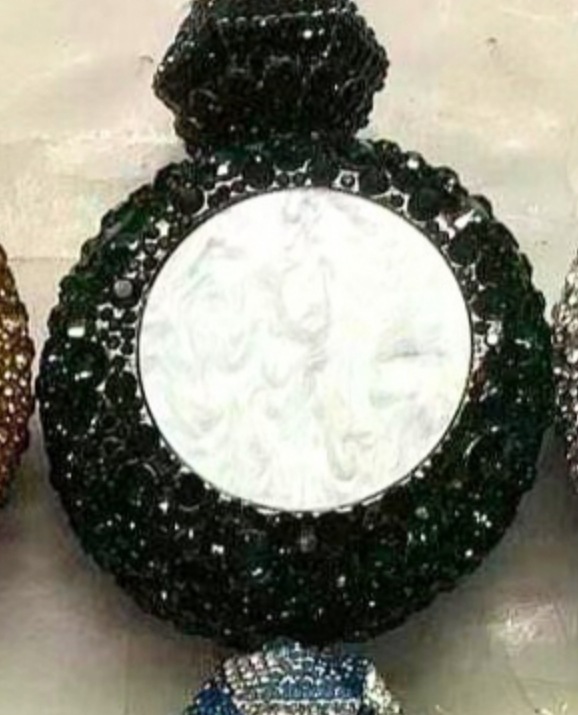 Verde oscuro