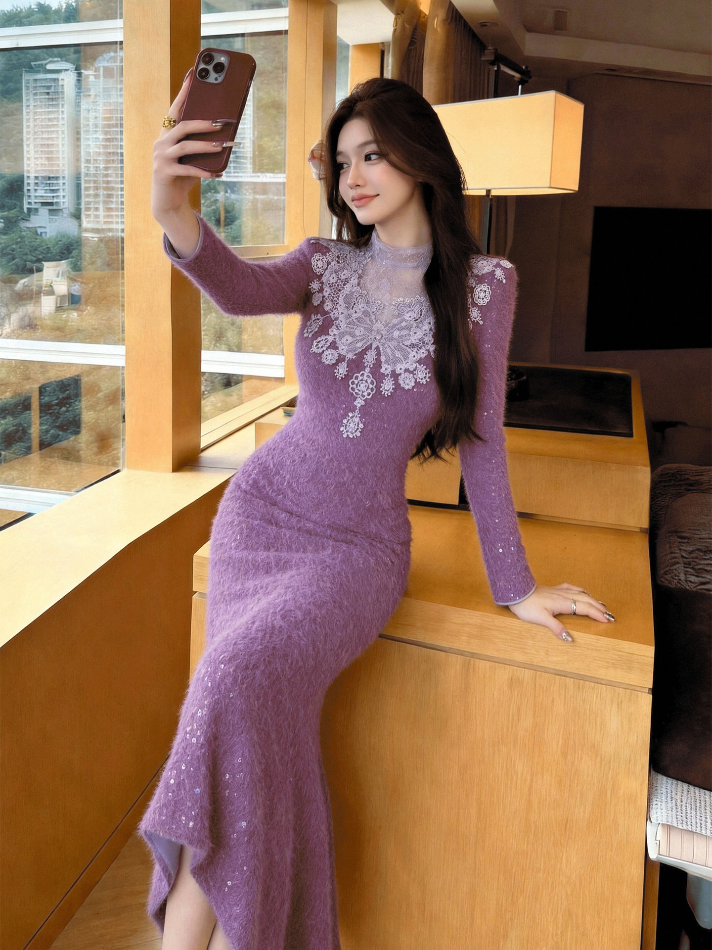 Đầm ôm body nữ cổ tròn ren chắp vá eo thon dáng dài — màu tím