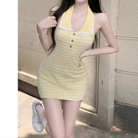 新品吊带黄色度假连衣裙夏季新款女针织辣妹挂脖包臀裙子