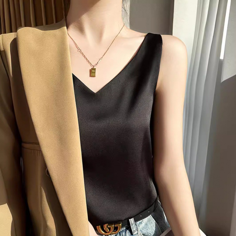 실크 카미솔 여성의 봄과 가을 세트 검은 민소매 베이스 아세트산 새틴 뽕나무 실크 V 넥 탑