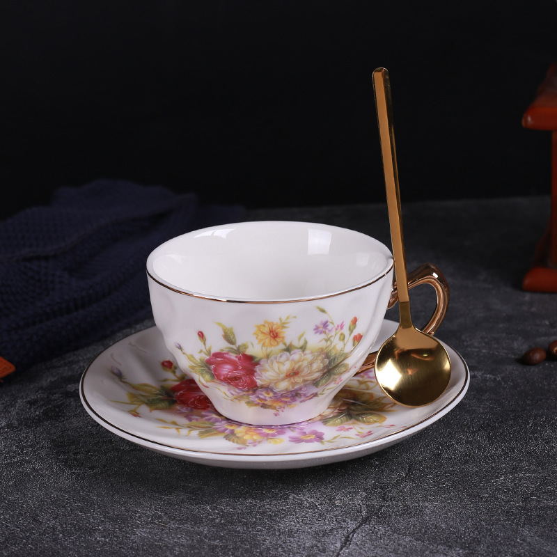 Taza de café de alta calidad, lujo ligero, alto valor, hilo europeo, taza barroca, pequeño y exquisito café con leche para el hogar de oficina