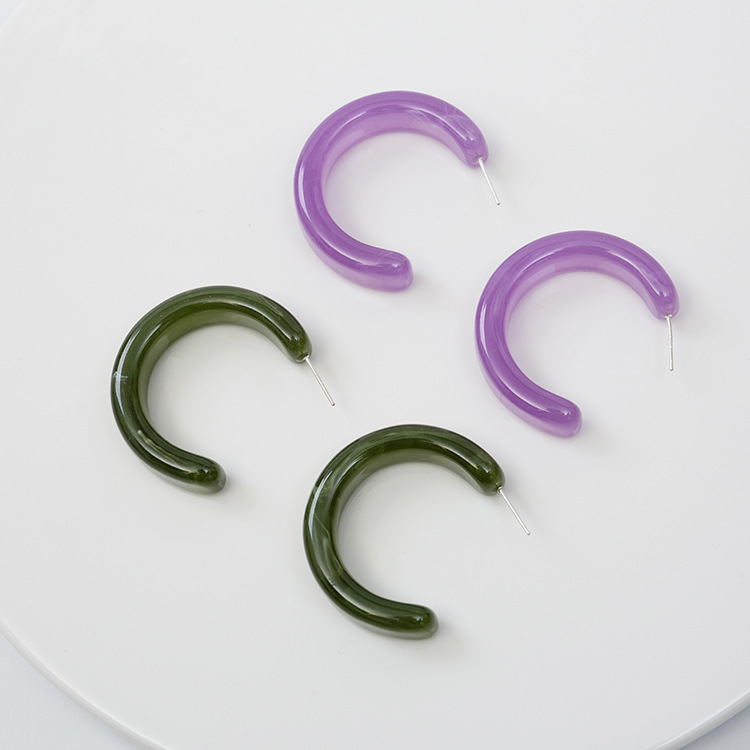 Summer Geometric C-shaped Resin Earrings display picture 4