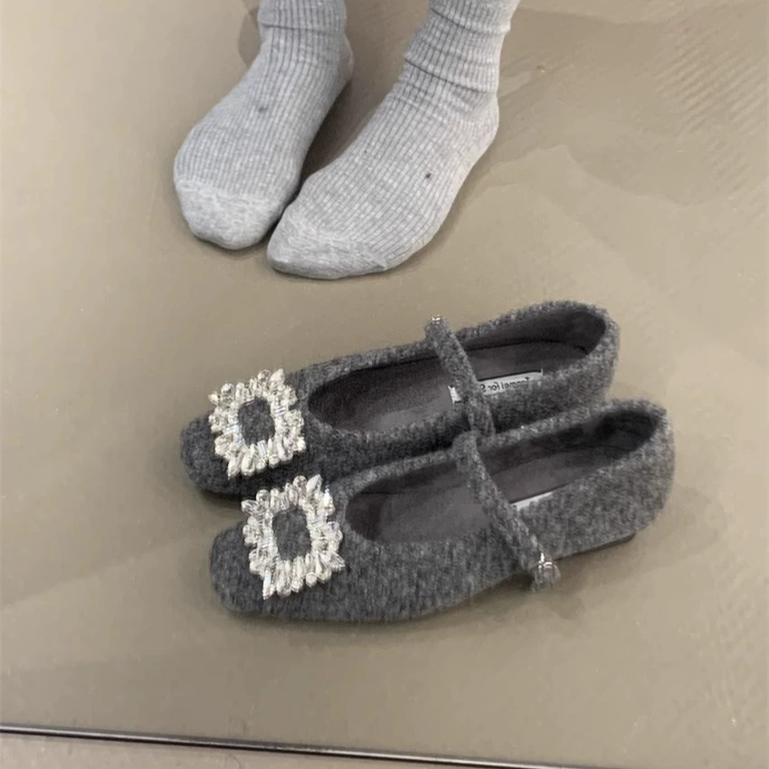 Французский темперамент элегантный стразы с квадратной головкой мелкий бархат с теплой пряжкой на толстом каблуке Mary Jen туфли на высоком каблуке