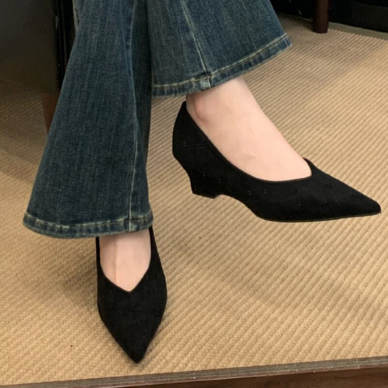 2025新款晚晚法式绒面浅口小红鞋平底单鞋女复古简约温柔配裙子通|undefined