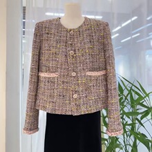 热巴同款春秋度假系列小香风缎面内衬短款外套上衣女粗花毛呢面料