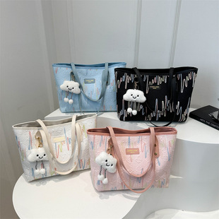 This Year's Popular Large-Capacity Tote Bag for Women 2025 New Style Simple and Cute Pendant Texture Work Commuter Shoulder Bag