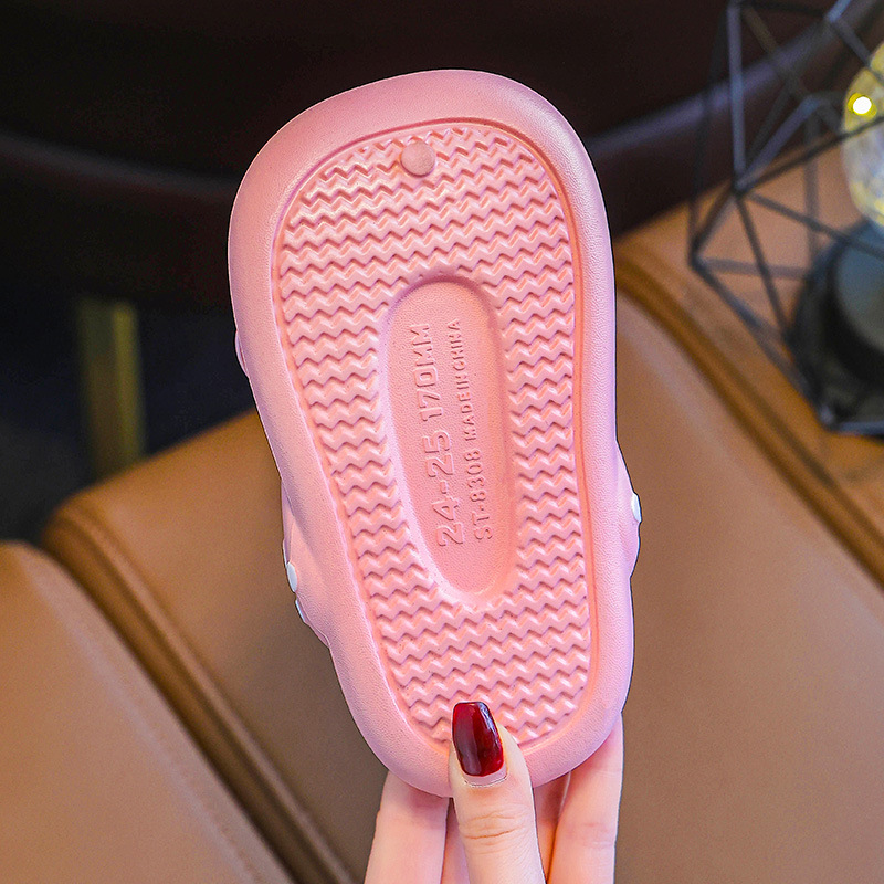 2024 nuevos niños del verano zapatillas de bebé jardín zapatos de los niños zapatillas Niñas lindo de la muchacha sandalias