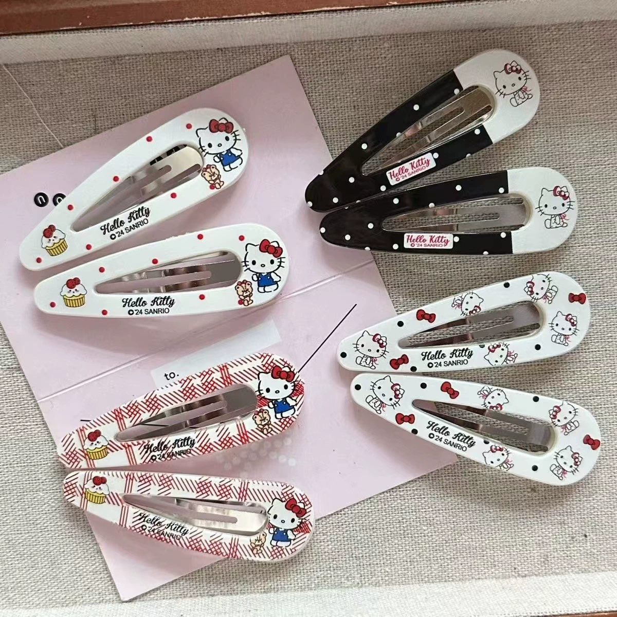 Заколка-капля (Sanrio) Hello Kitty, универсальная для чёлки, смешанные цвета, 7 см