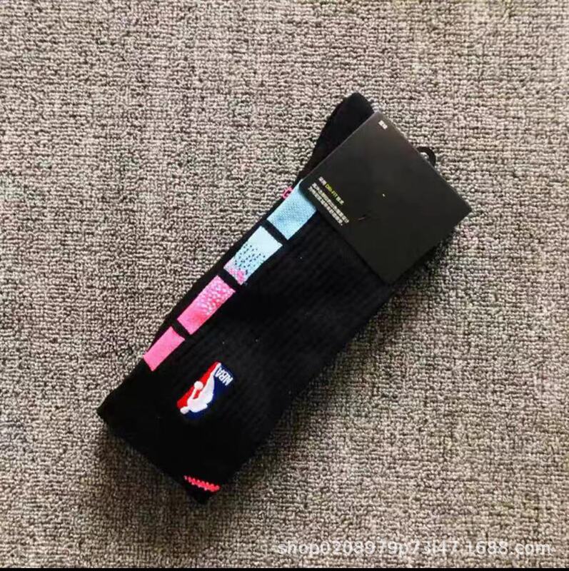 21新型nbaの長い筒のバスケットボールの靴下は刺繍します。|undefined