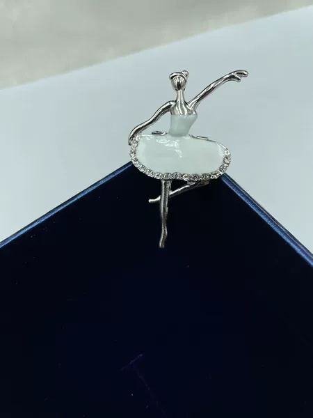 Style 20 Size: 4.8*3.2cm Weight: 6.25g