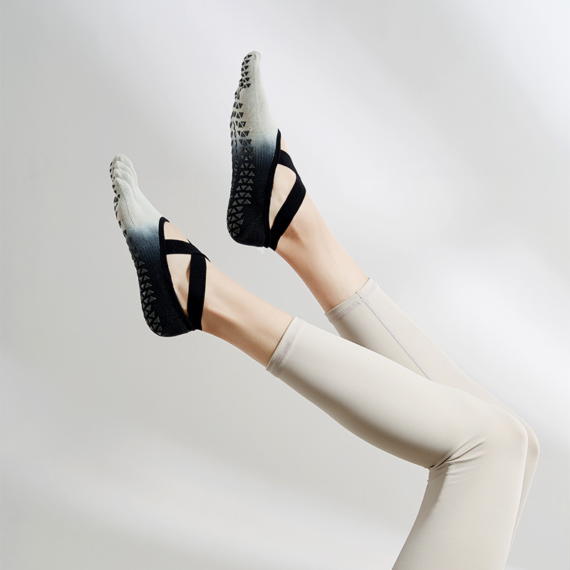 Calcetines de Pilates con cinco dedos y tiras, calcetines de yoga para mujer, calcetines deportivos profesionales antideslizantes, de algodón puro con dedos separados, exportación a Japón y Corea.