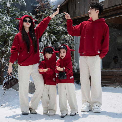 2024 Andorra Red Parent-Child Set for Boys and Girls - Autumn/Winter New Korean Style Cow Horn Hooded Sweatshirt - Loose Couple Style