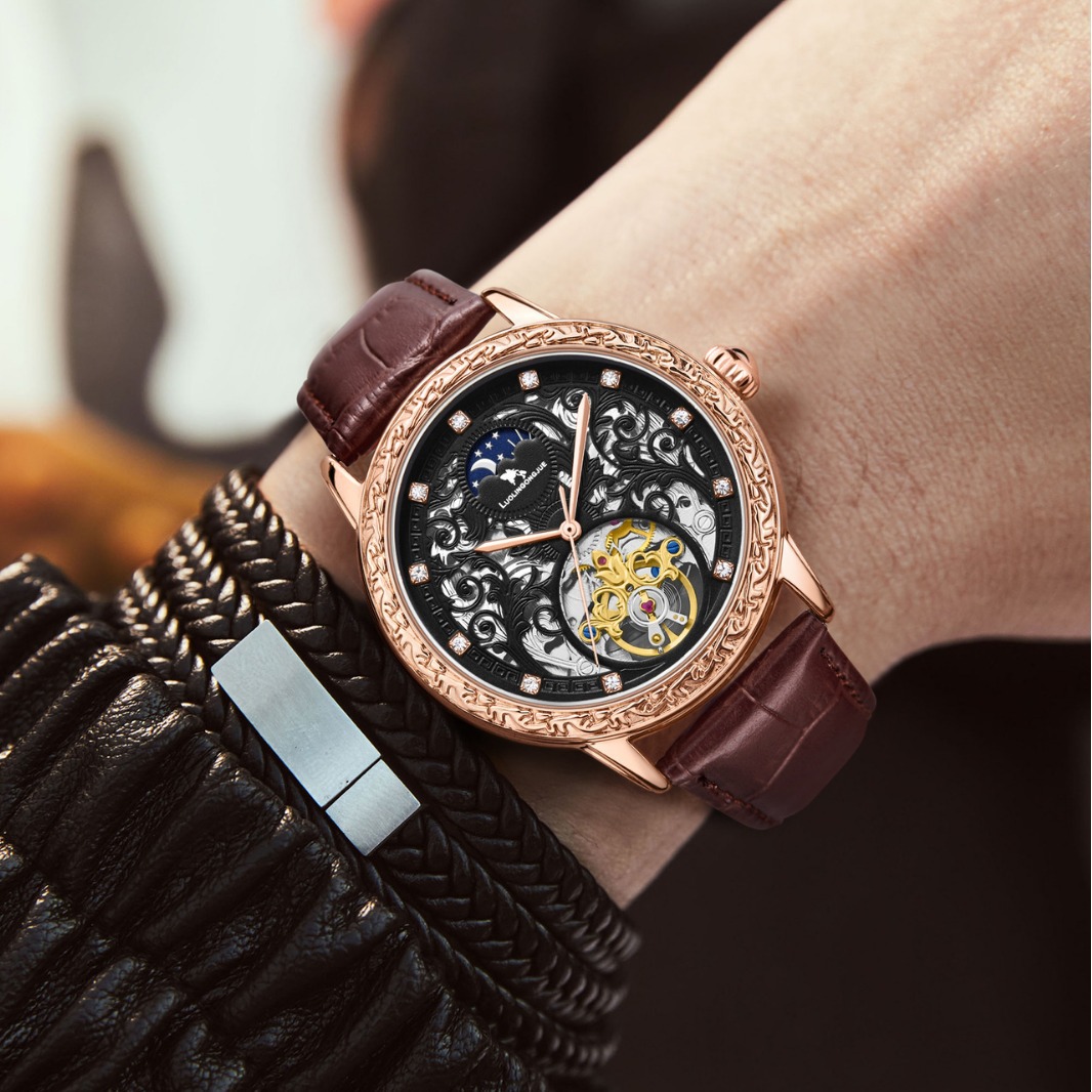 Wholesale automatic mechanical watch men's fashion retro hollow relief Men's waterproof mechanical watch foreign trade delivery