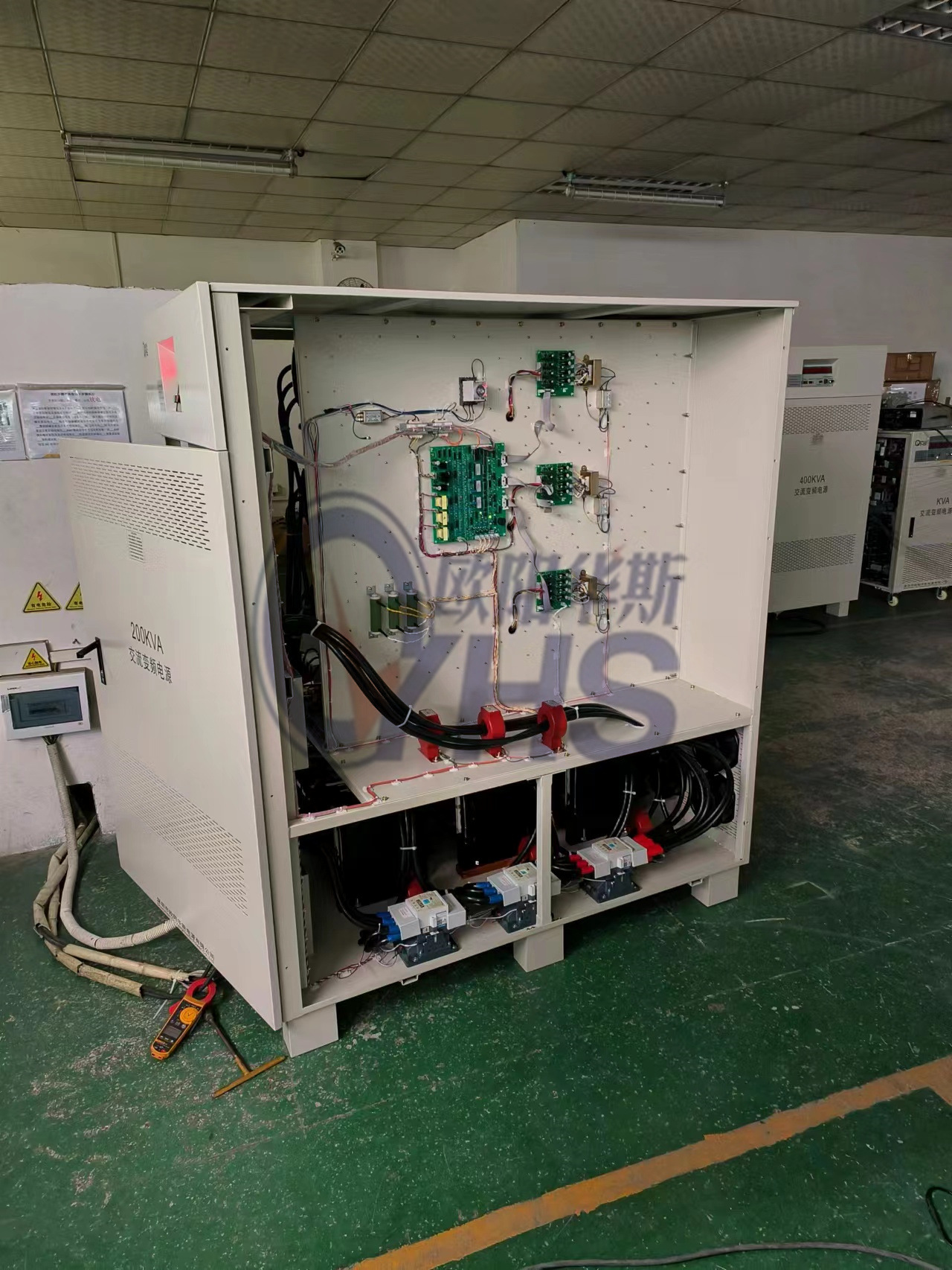 ŷ����˹����200KVA��Ƶ��Դ���������380V 60HZ�����Գ����豸