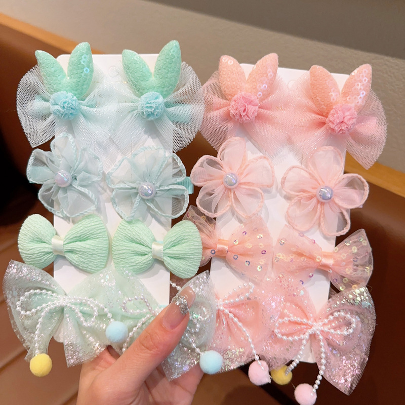 子供の蝶結びの花の髪の飾り赤ちゃんの布芸レースの前髪は女の子の王女を挟みます。|undefined