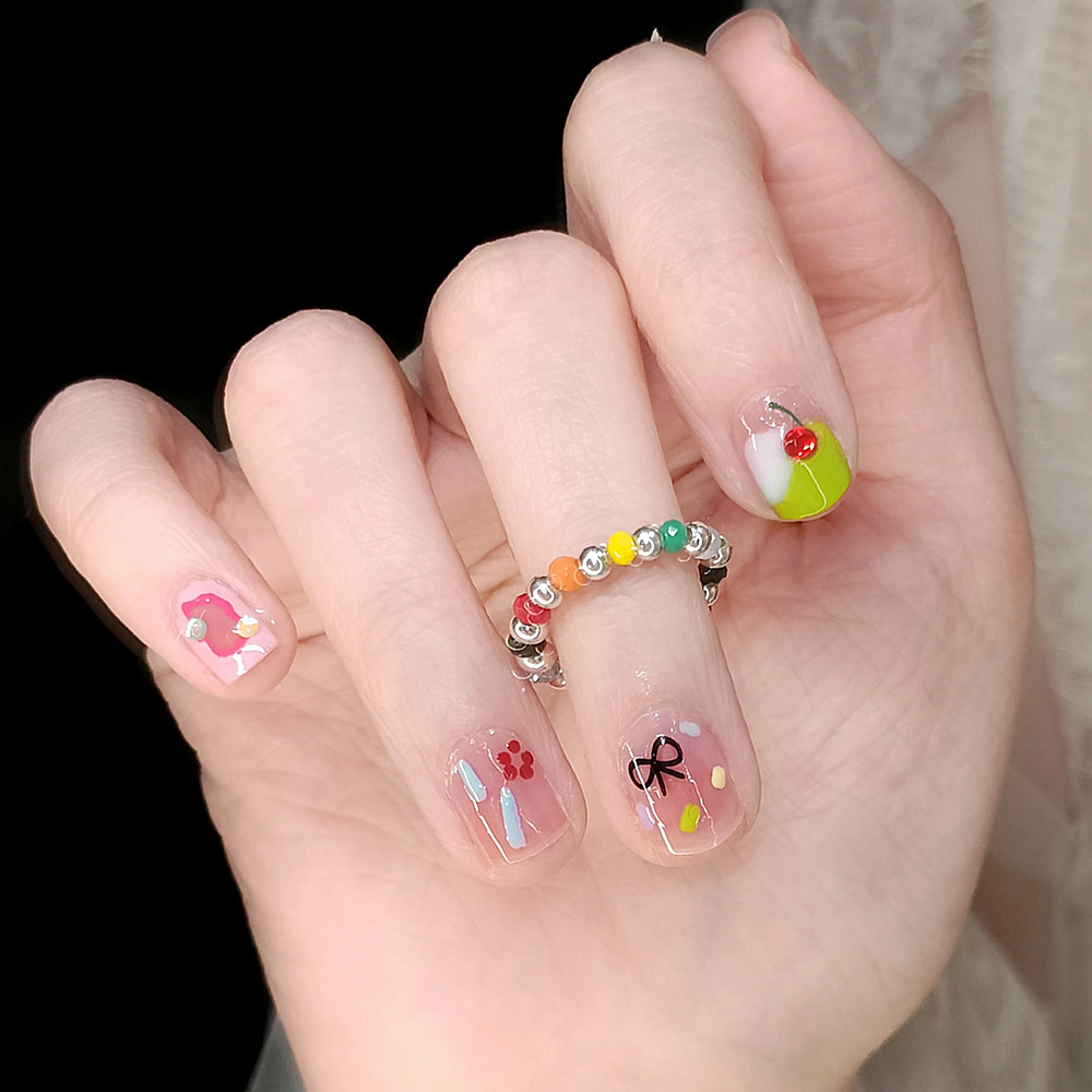 Moda venta caliente con incrustaciones de diamantes, pegamento de gelatina, piezas de uñas para uñas para uñas para estudiantes, piezas cortas al por mayor, piezas de uñas para usar desmontables