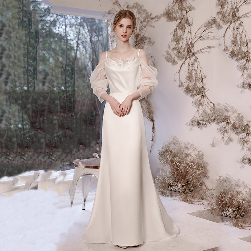 Korean-Style Simple Light Wedding Dress 2026 New Model for Petite Brides, Strapless Satin Wedding Dress, White Long-Sleeved Gown for Women