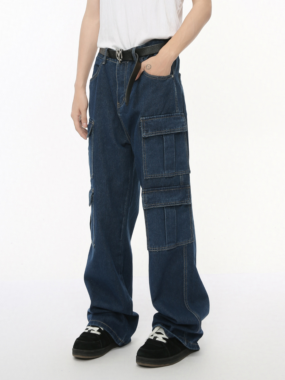 MTLCLOTHES Hombres| 2024 otoño nuevos productos de moda retro de bolsillo de piernas anchas jeans casuales