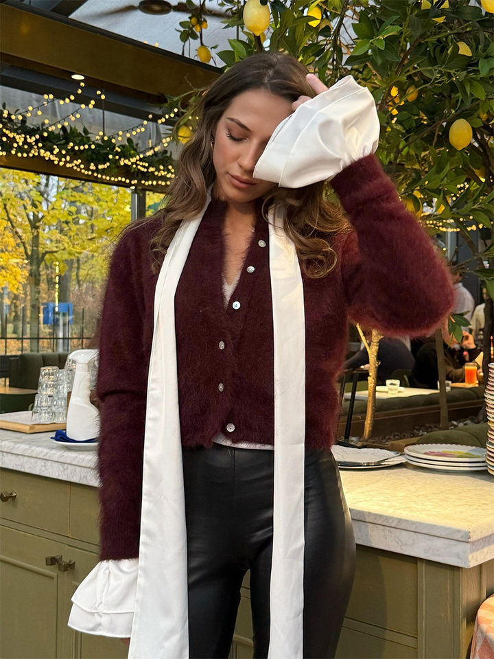 Áo khoác cardigan len nữ dáng ôm cổ tròn tay dài một hàng cúc chất liệu lông mềm mại — Màu hồng, Màu trắng, Màu xám nhạt, Xanh đậm chi tiết 21