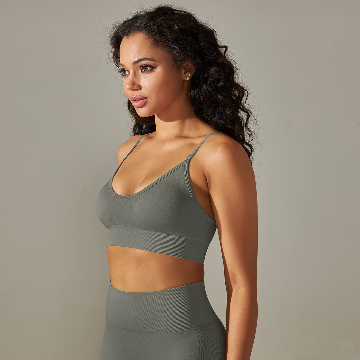 Cruz-frontera europea y americana sin costuras de punto de color sólido belleza espalda Correa ropa interior no anillo de acero corriendo fitness yoga ropa superior