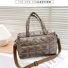 �����¿����e2024̫����б���Ů��������޷��羳�ﶬ�����r�а�